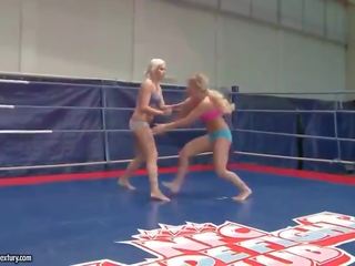 Magnificent teen blondes fighting