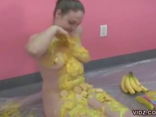 Naked filthy street girl Danni doing a banana split